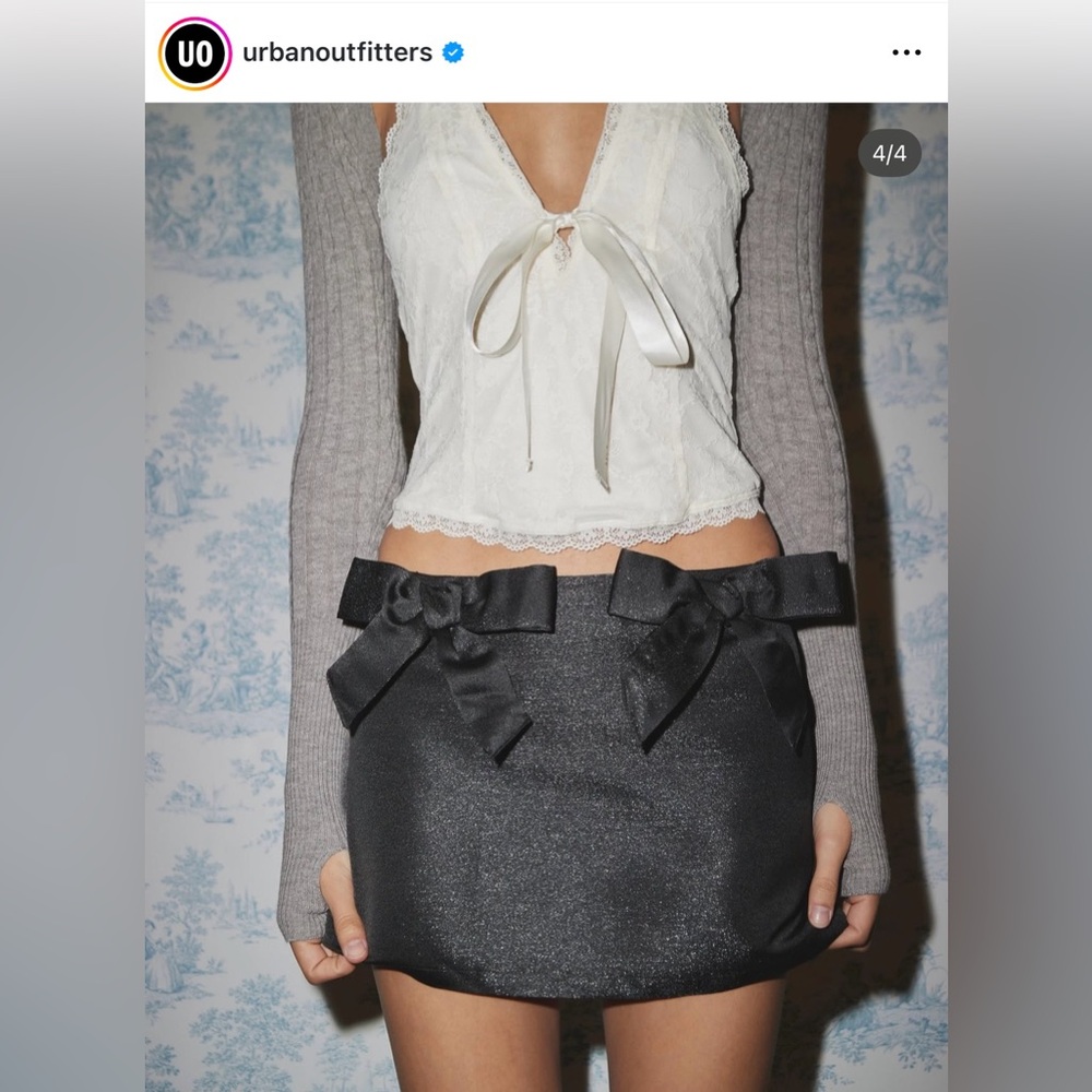 Urban Outfitters Metallic Bow Micro Mini Skirt XS | Y2K Coquette Black